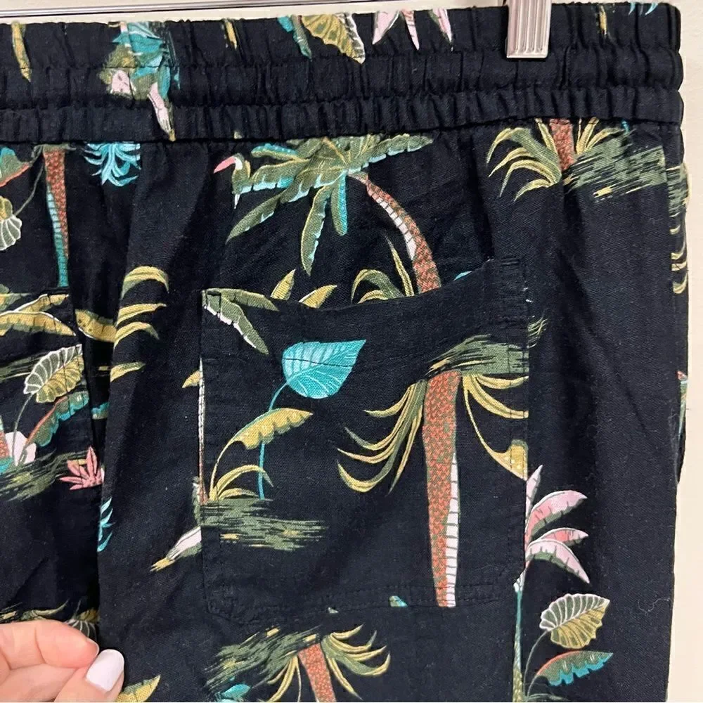👠Old Navy linen blend tropical print pants.  Size M
